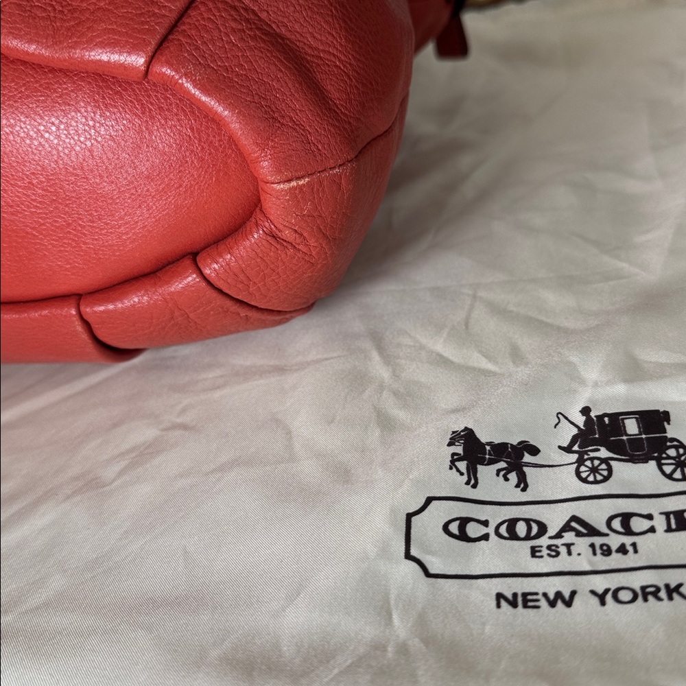 Coach Madison Leather Lindsey Satchel *Authentic* - Picture 13 of 16